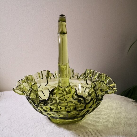 Vintage Thumbprint Green Glass Basket With Ruffled Edges And A Crimped Handle - Picture 2 of 4
